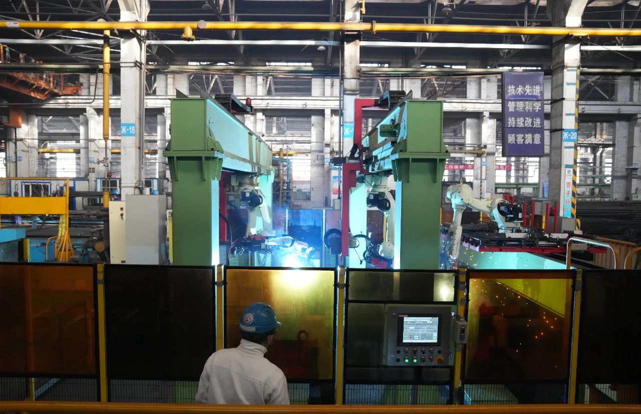 伟德体育 - 综合体育赛事平台|奥体中心相助同伴