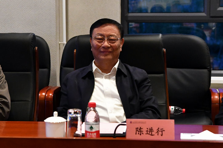 伟德体育 - 综合体育赛事平台|奥体中心相助同伴