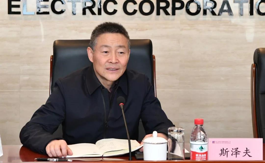 伟德体育 - 综合体育赛事平台|奥体中心相助同伴