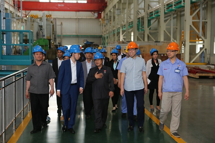 伟德体育 - 综合体育赛事平台|奥体中心相助同伴