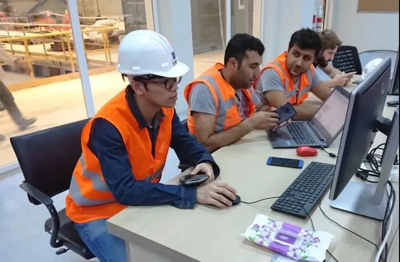 伟德体育 - 综合体育赛事平台|奥体中心相助同伴