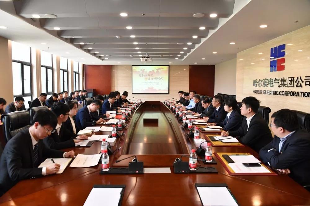 伟德体育 - 综合体育赛事平台|奥体中心相助同伴