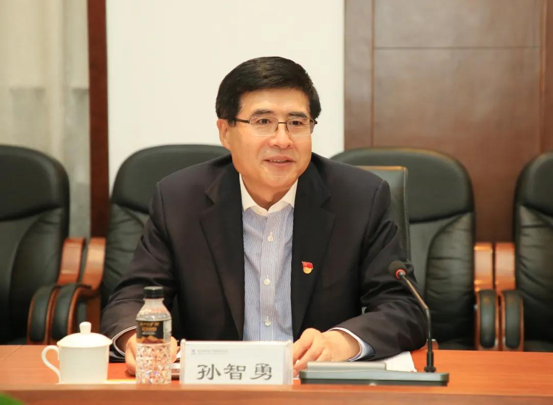 伟德体育 - 综合体育赛事平台|奥体中心相助同伴