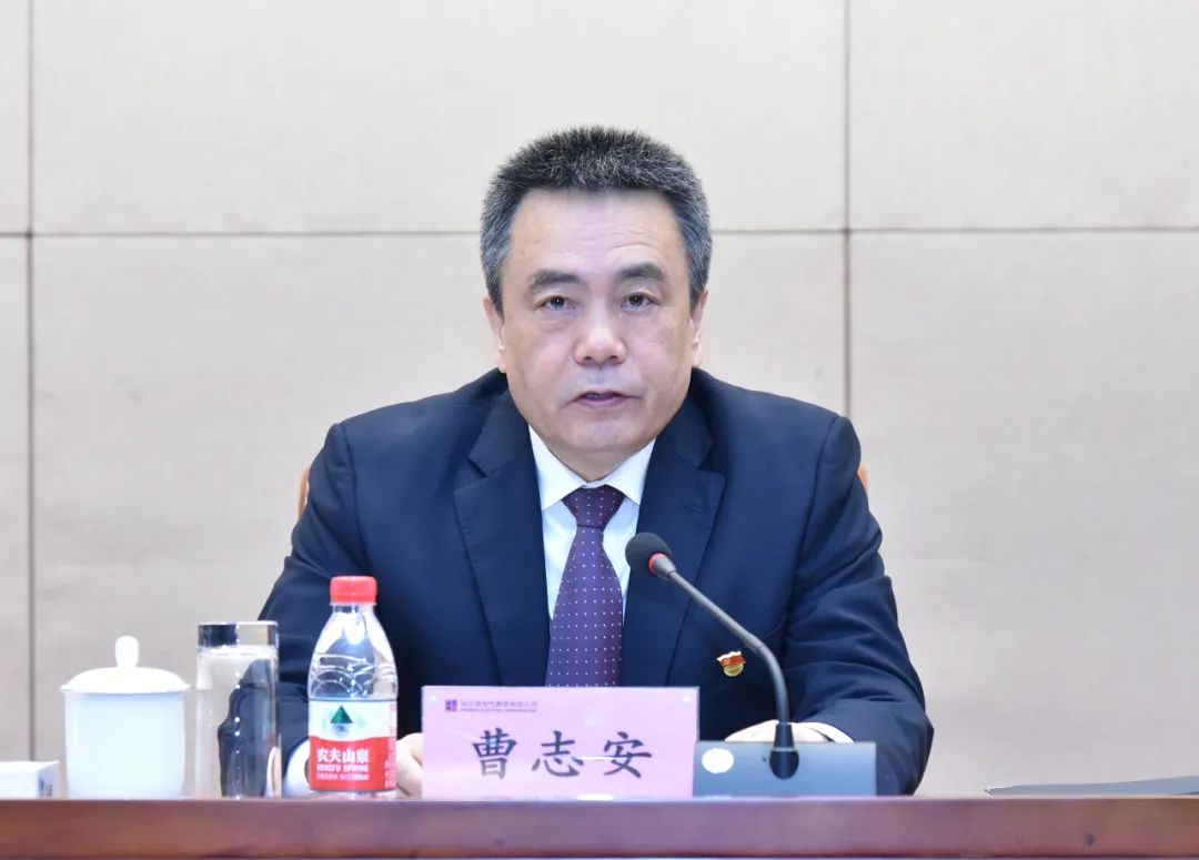 伟德体育 - 综合体育赛事平台|奥体中心相助同伴