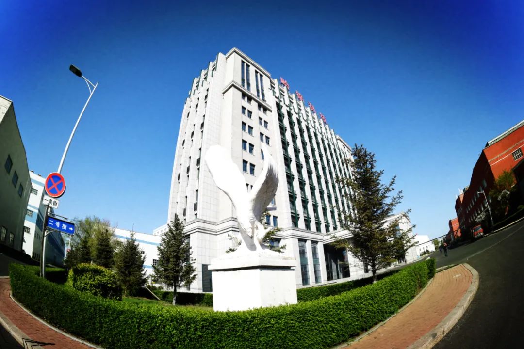 伟德体育 - 综合体育赛事平台|奥体中心相助同伴