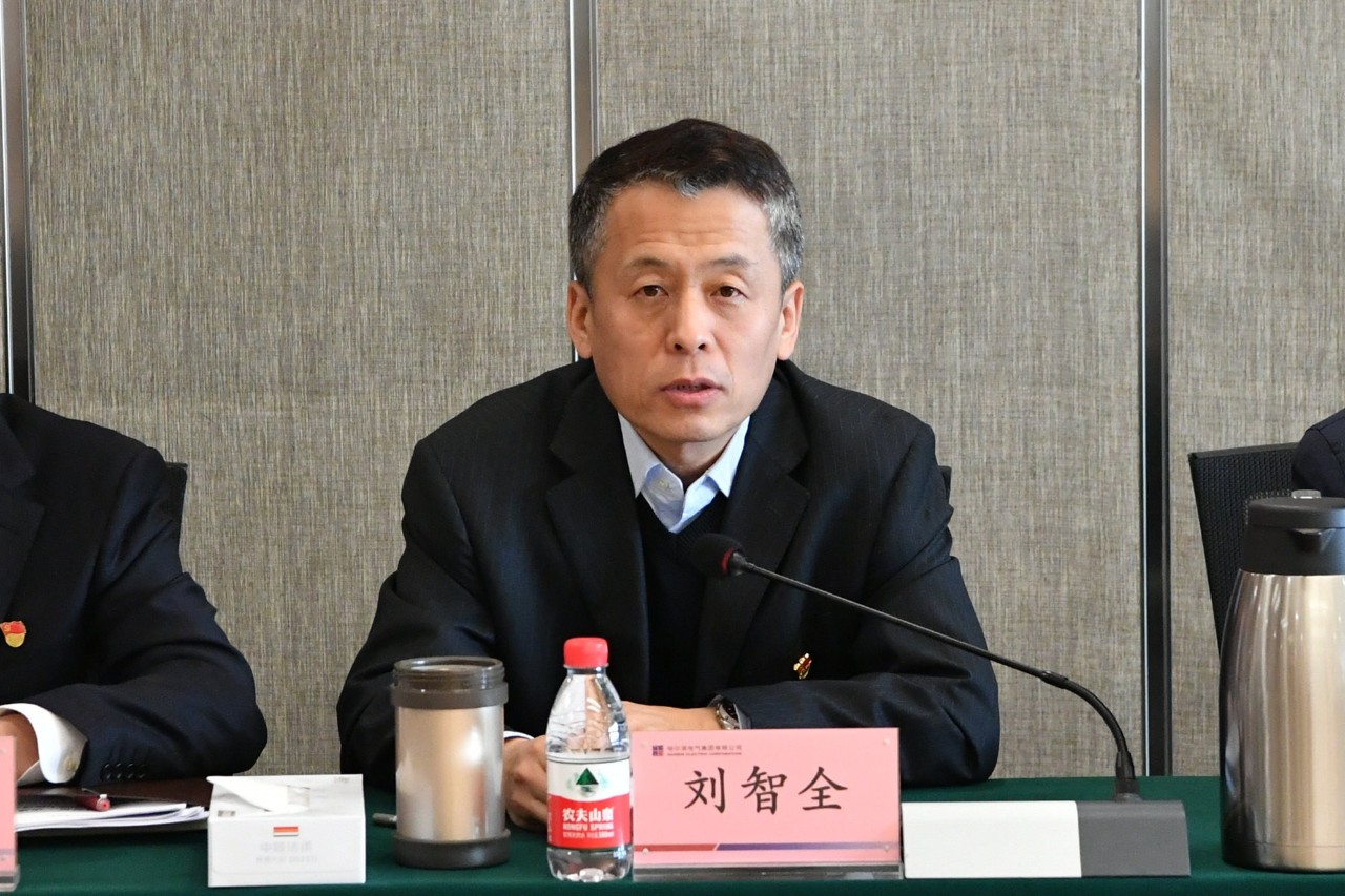 伟德体育 - 综合体育赛事平台|奥体中心相助同伴