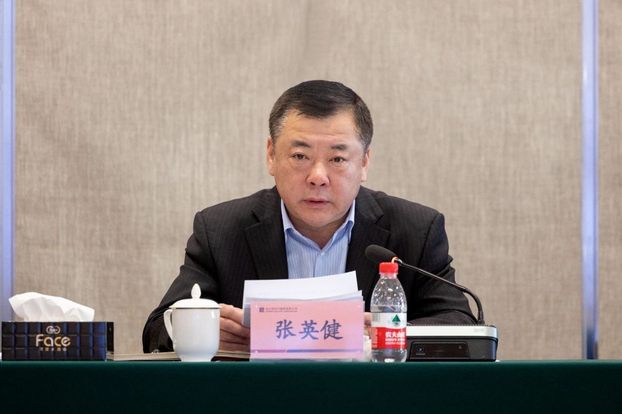 伟德体育 - 综合体育赛事平台|奥体中心相助同伴