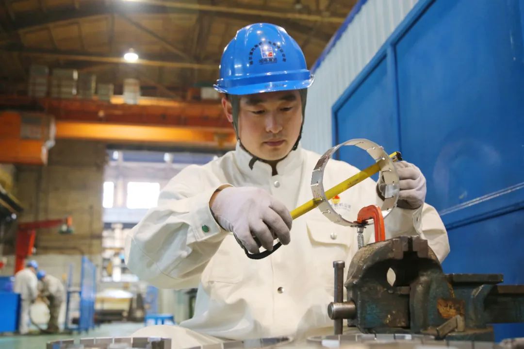 伟德体育 - 综合体育赛事平台|奥体中心相助同伴