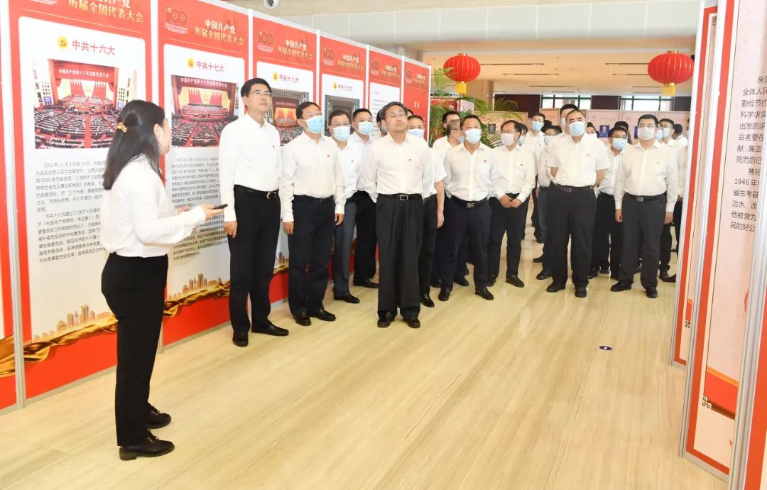 伟德体育 - 综合体育赛事平台|奥体中心相助同伴