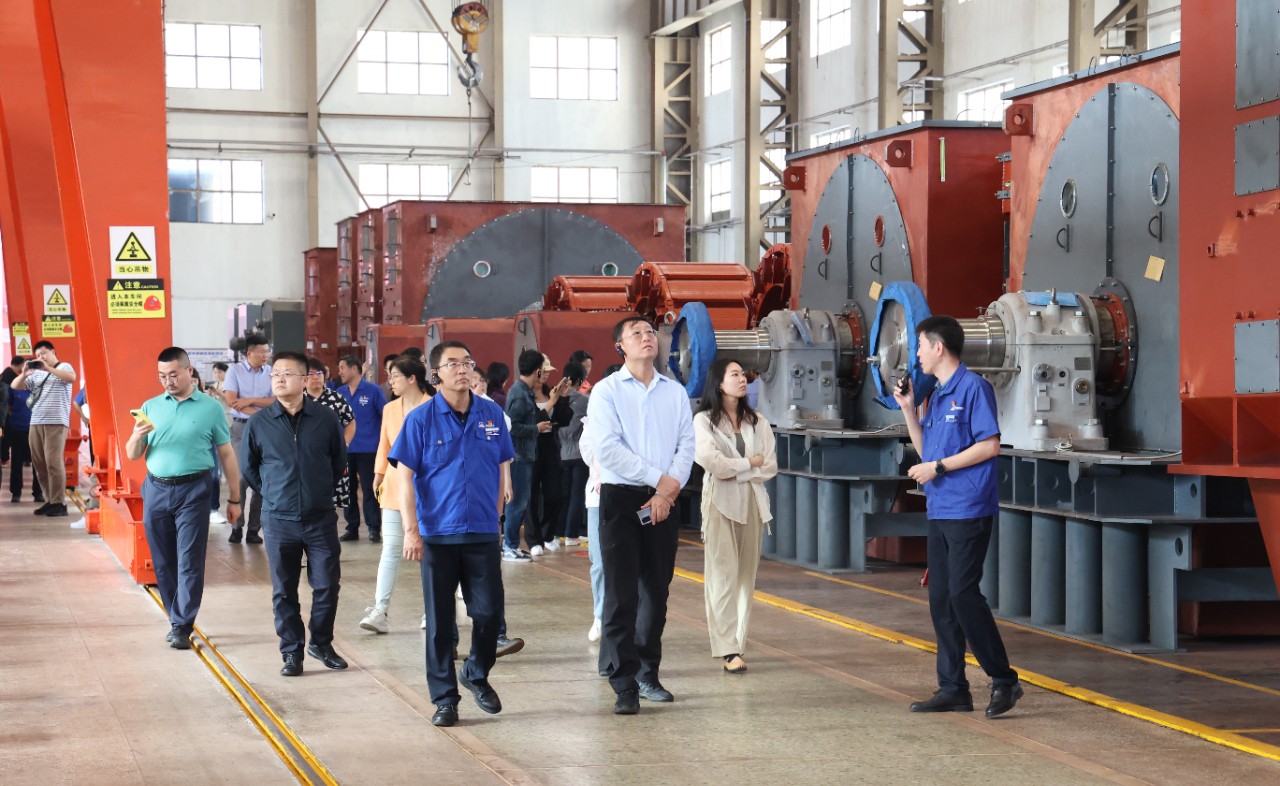 伟德体育 - 综合体育赛事平台|奥体中心相助同伴