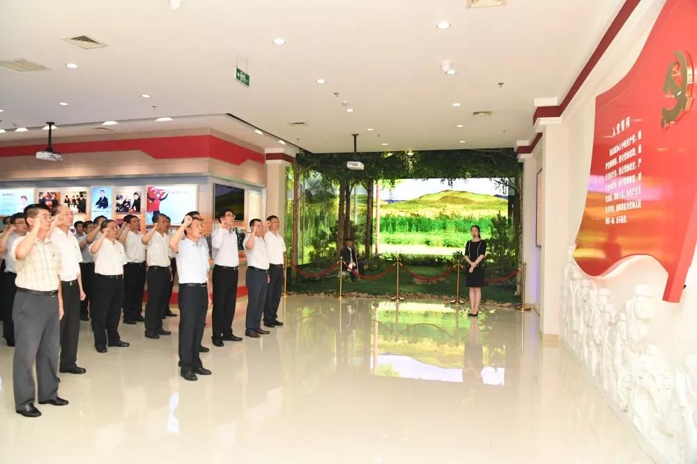 伟德体育 - 综合体育赛事平台|奥体中心相助同伴