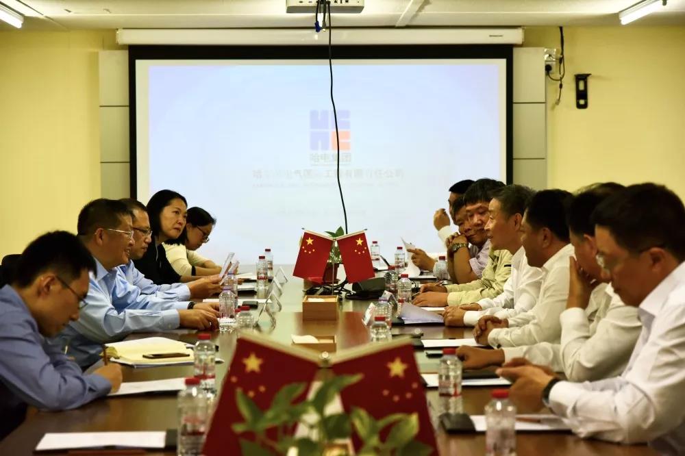 伟德体育 - 综合体育赛事平台|奥体中心相助同伴