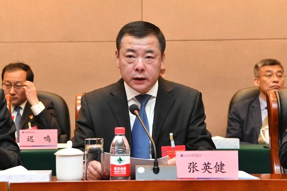 伟德体育 - 综合体育赛事平台|奥体中心相助同伴