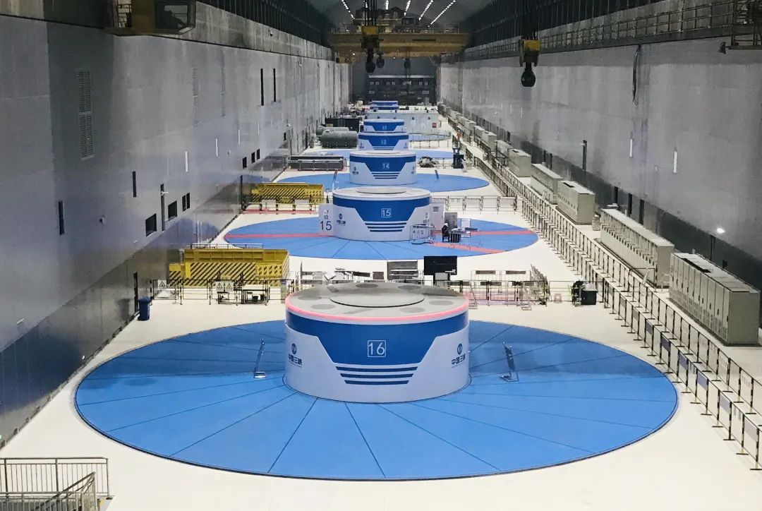 伟德体育 - 综合体育赛事平台|奥体中心相助同伴