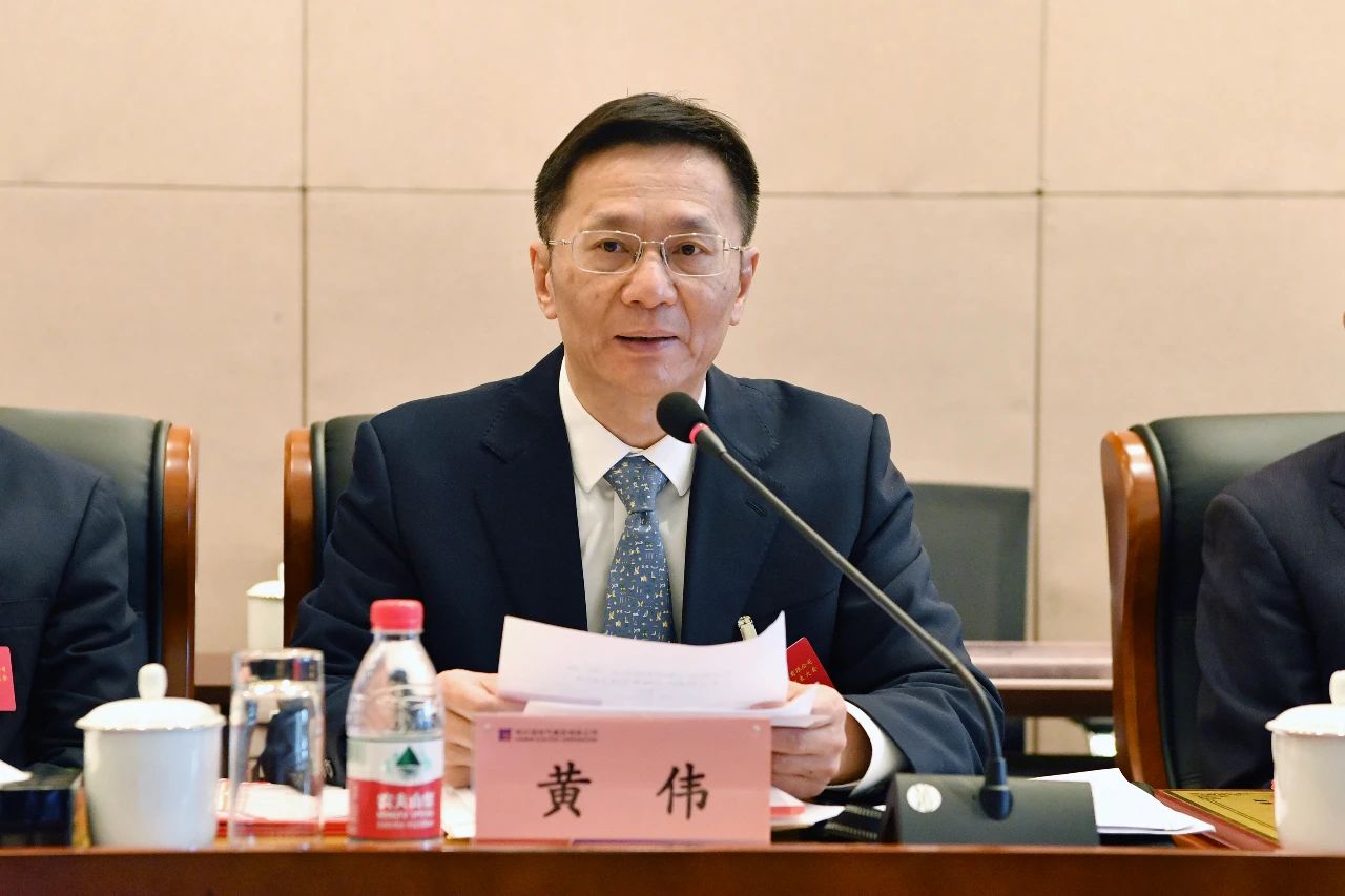 伟德体育 - 综合体育赛事平台|奥体中心相助同伴