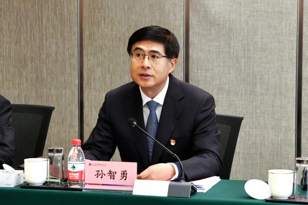 伟德体育 - 综合体育赛事平台|奥体中心相助同伴