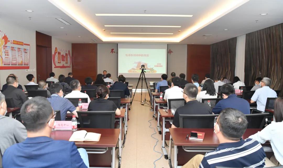 伟德体育 - 综合体育赛事平台|奥体中心相助同伴