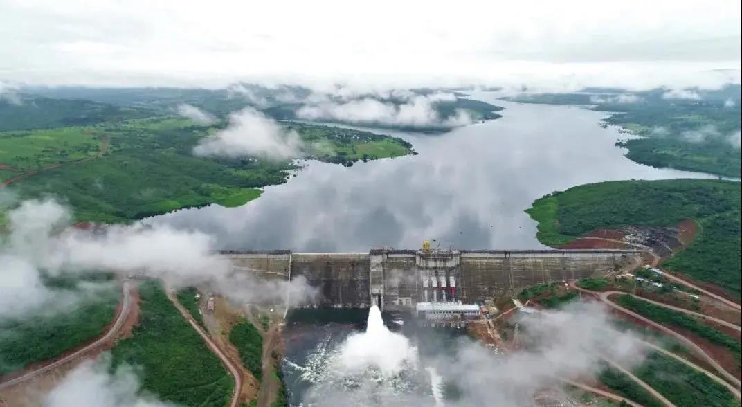 伟德体育 - 综合体育赛事平台|奥体中心相助同伴