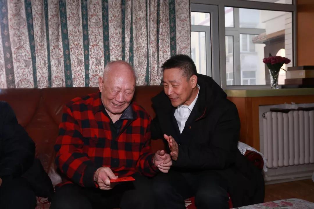 伟德体育 - 综合体育赛事平台|奥体中心相助同伴