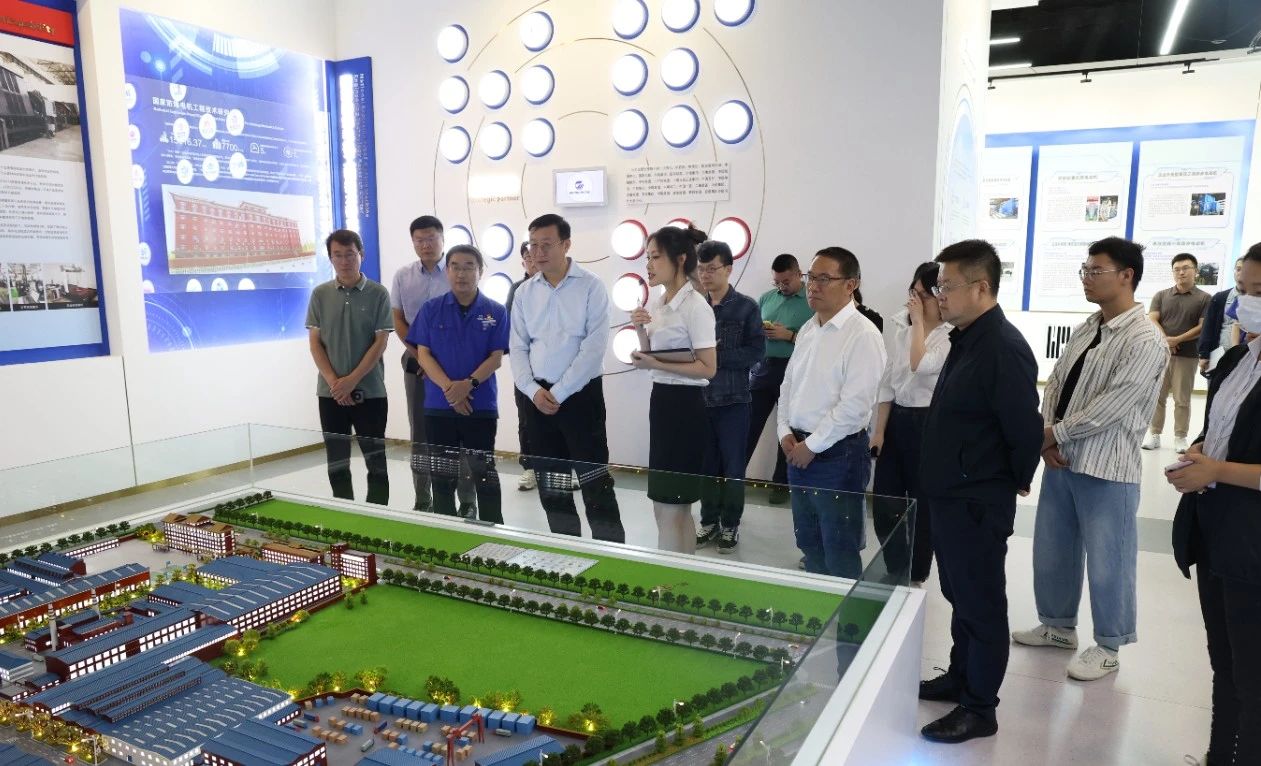 伟德体育 - 综合体育赛事平台|奥体中心相助同伴