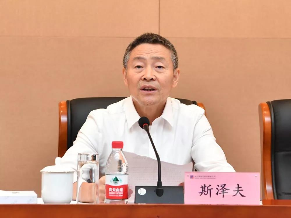 伟德体育 - 综合体育赛事平台|奥体中心相助同伴