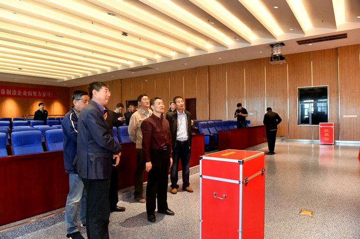 伟德体育 - 综合体育赛事平台|奥体中心相助同伴