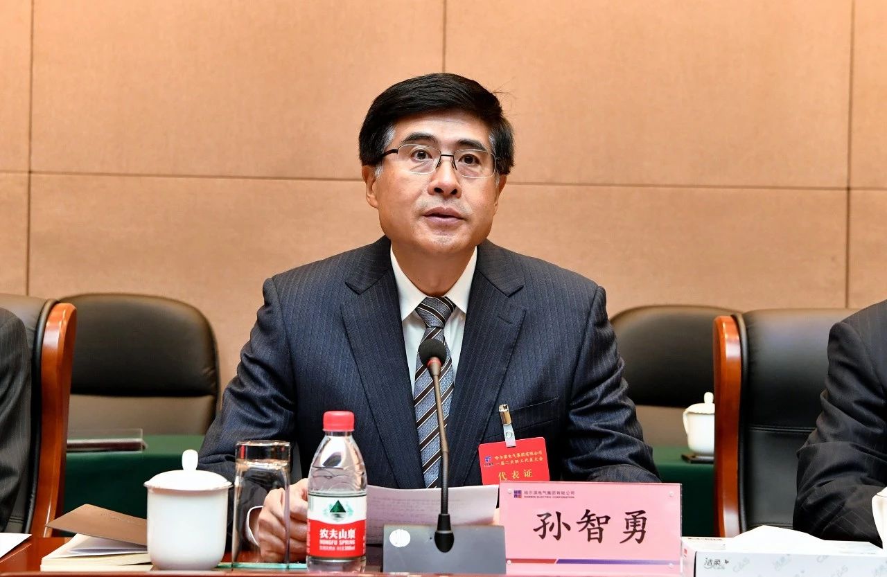 伟德体育 - 综合体育赛事平台|奥体中心相助同伴