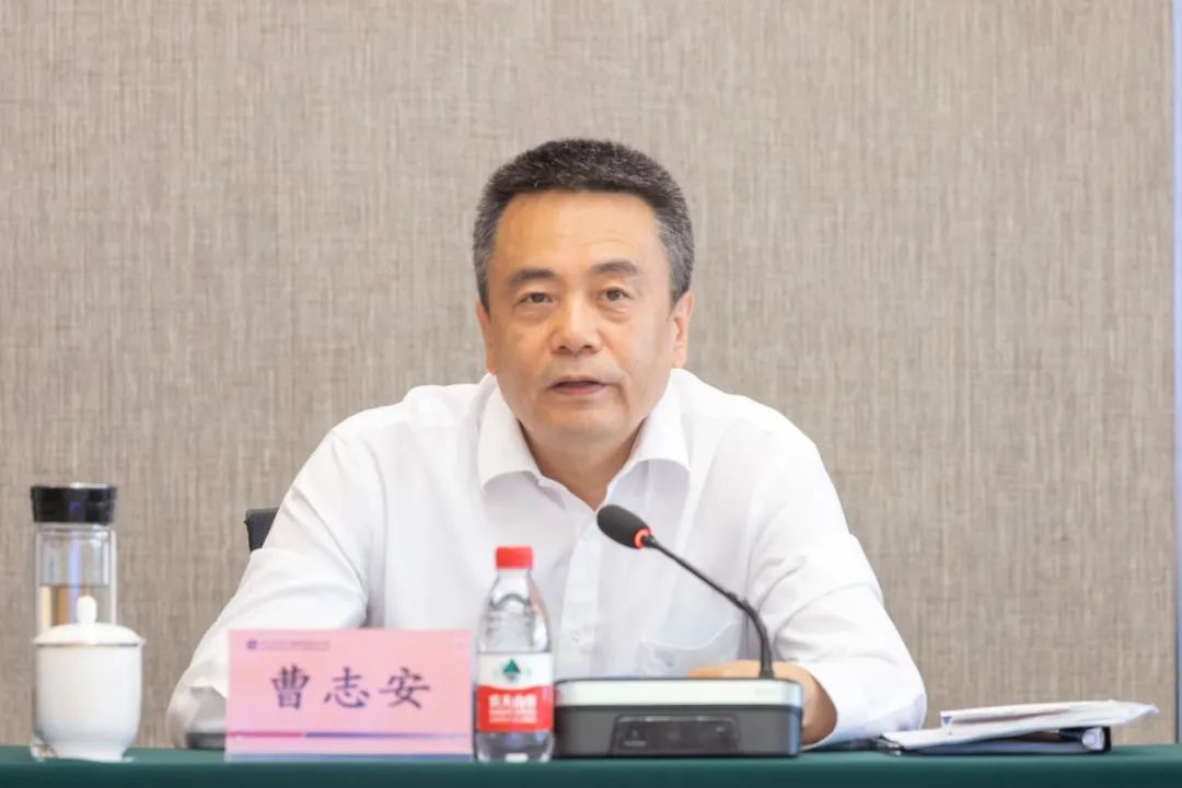 伟德体育 - 综合体育赛事平台|奥体中心相助同伴