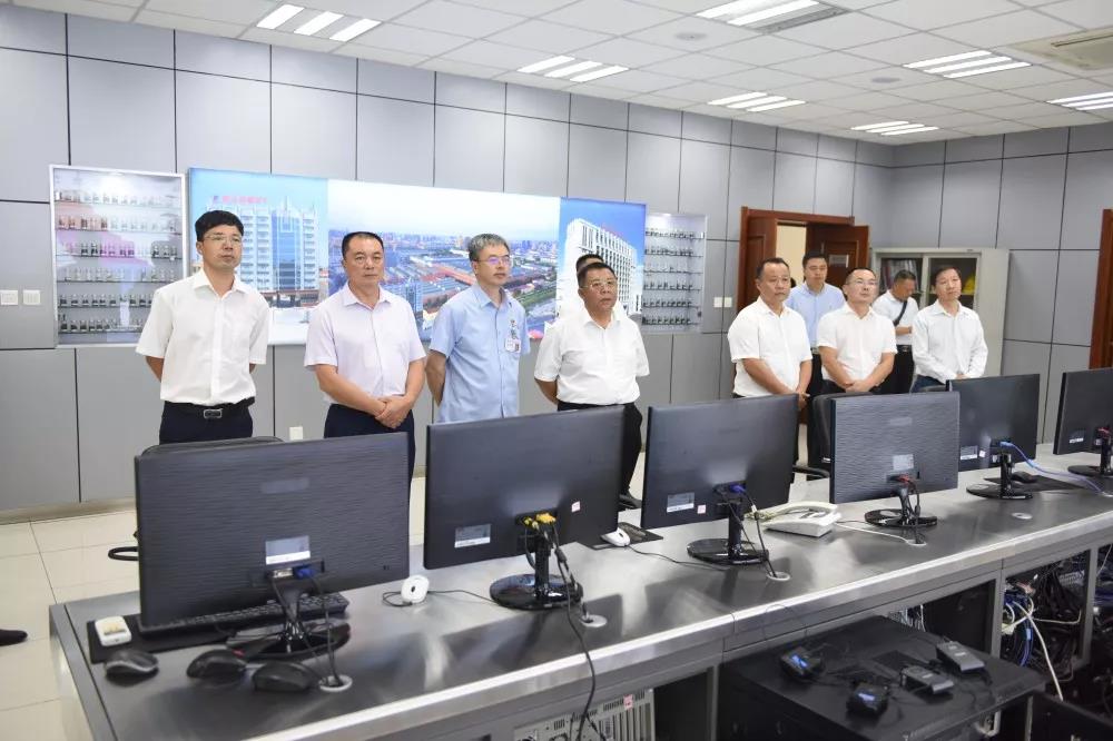 伟德体育 - 综合体育赛事平台|奥体中心相助同伴