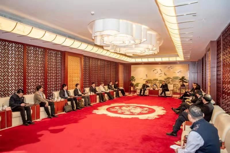 伟德体育 - 综合体育赛事平台|奥体中心相助同伴