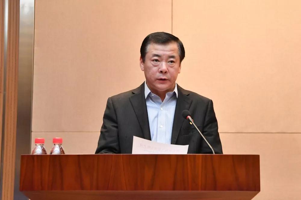 伟德体育 - 综合体育赛事平台|奥体中心相助同伴