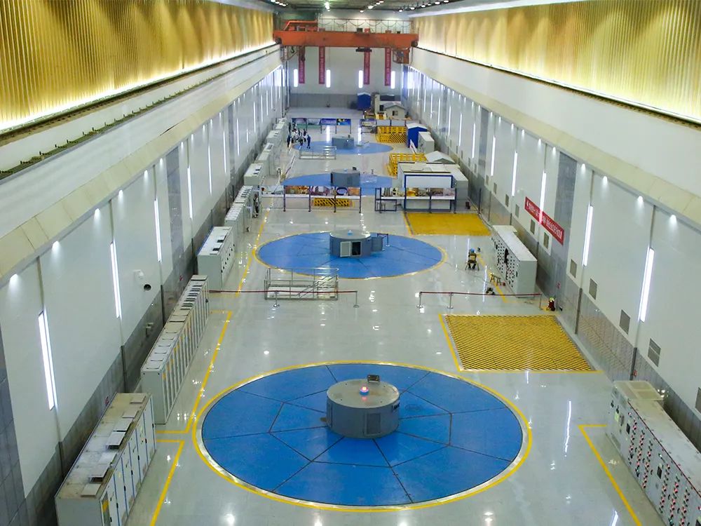 伟德体育 - 综合体育赛事平台|奥体中心相助同伴