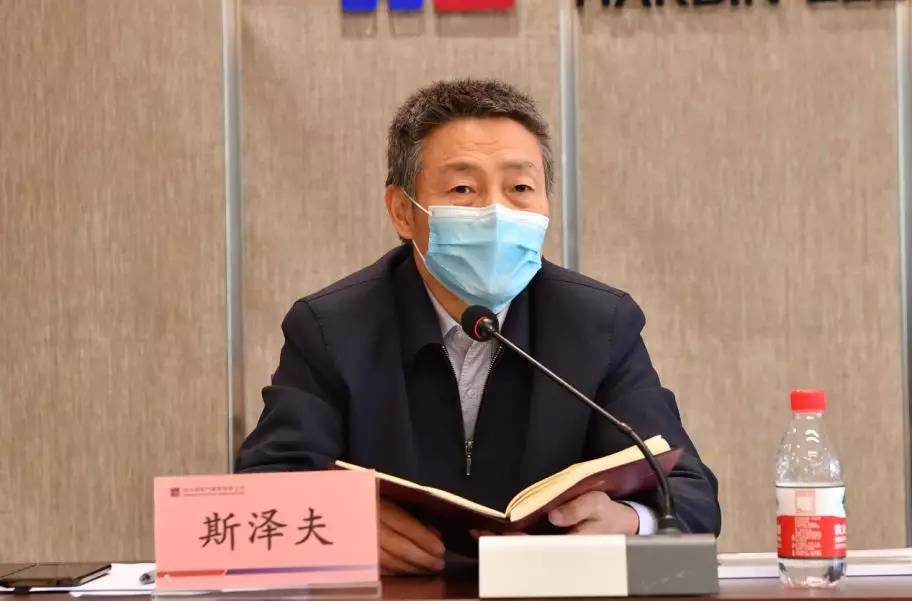 伟德体育 - 综合体育赛事平台|奥体中心相助同伴