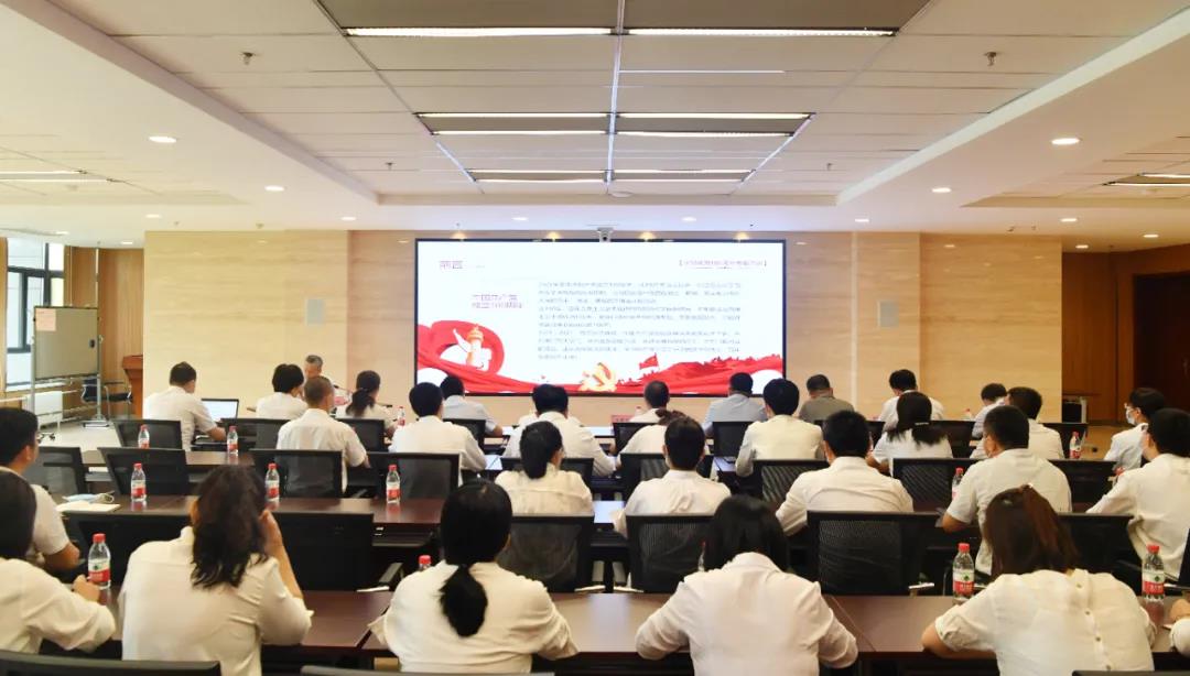 伟德体育 - 综合体育赛事平台|奥体中心相助同伴