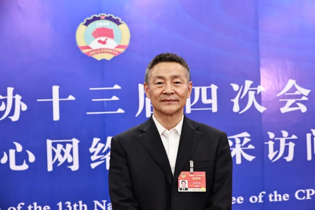 伟德体育 - 综合体育赛事平台|奥体中心相助同伴