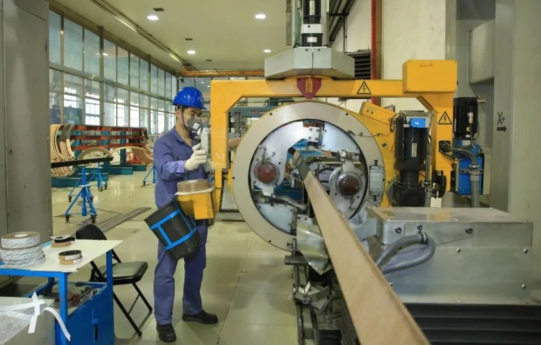 伟德体育 - 综合体育赛事平台|奥体中心相助同伴