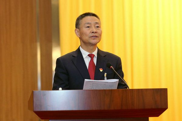 伟德体育 - 综合体育赛事平台|奥体中心相助同伴