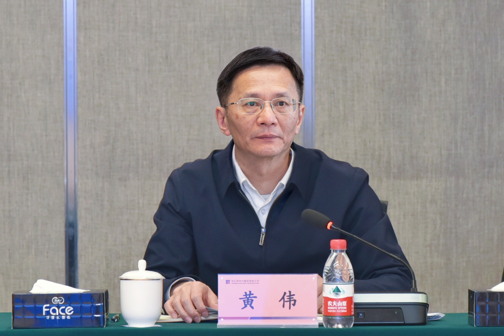 伟德体育 - 综合体育赛事平台|奥体中心相助同伴