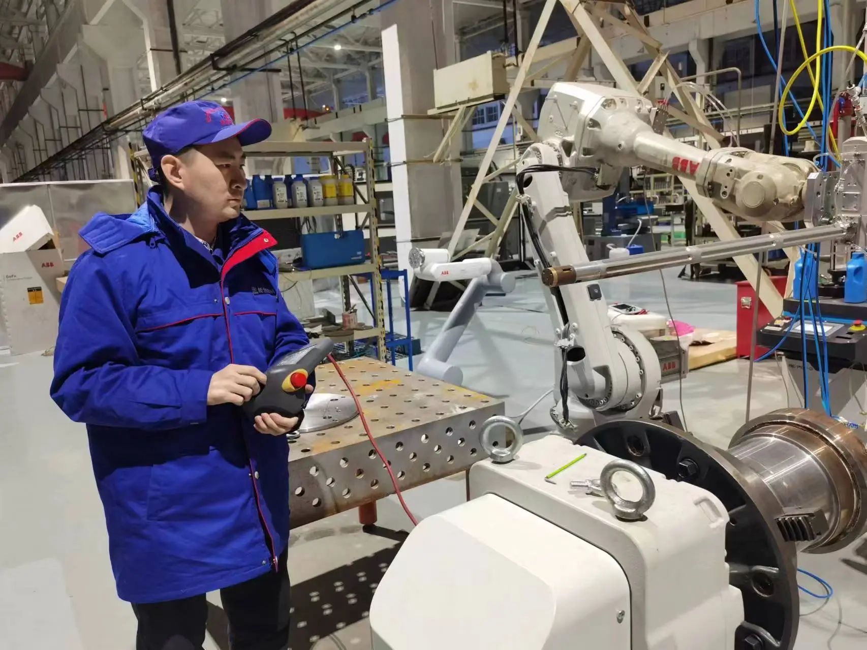 伟德体育 - 综合体育赛事平台|奥体中心相助同伴