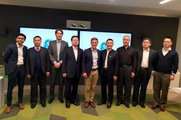 伟德体育 - 综合体育赛事平台|奥体中心相助同伴