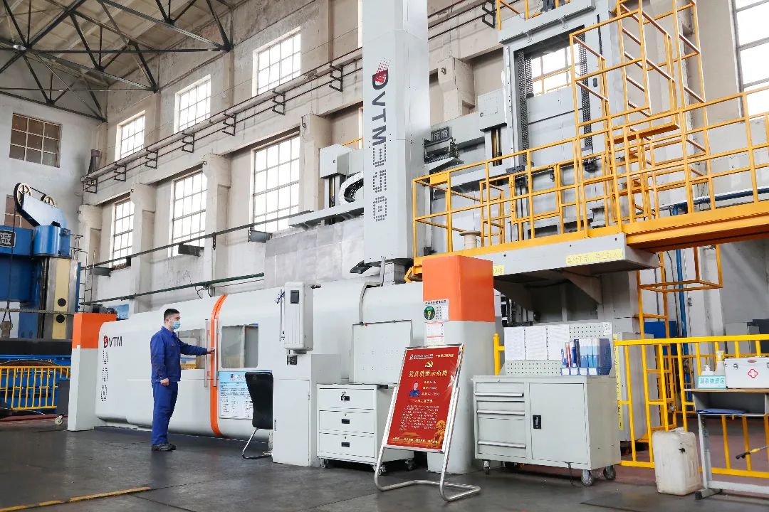 伟德体育 - 综合体育赛事平台|奥体中心相助同伴